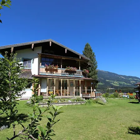 Neukirchen Near Slopes, Cleaning Included Διαμέρισμα Neukirchen am Großvenediger